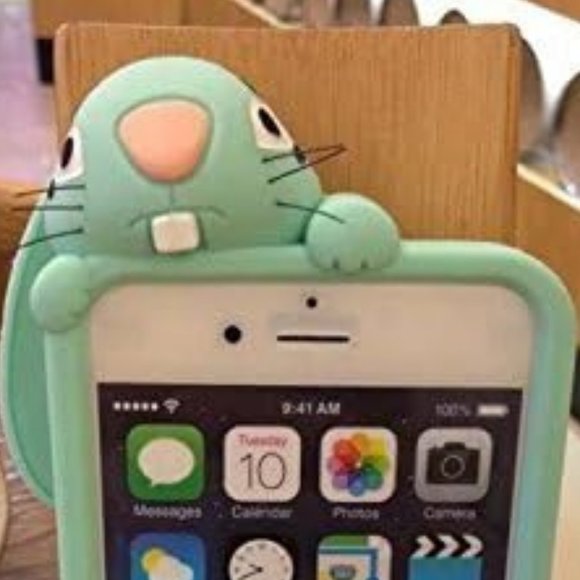 IPhone 7 Plus/ 8 Plus 3D Peekaboo Bunny Silicone Case - Picture 2 of 5